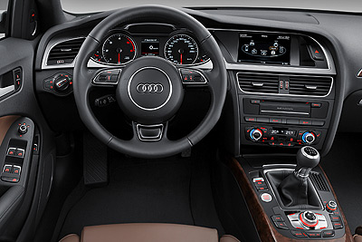 Audi A4. Imágenes del interior