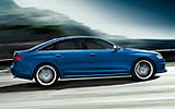 Audi RS6. Modelo 2009. Imagen. Berlina. Lateral. Movimiento. Azul estrato efecto perla.