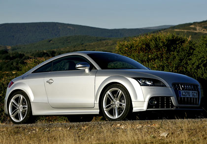 Audi  TTS 2.0 TFSI quattro. Modelo 2009