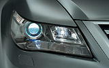 Honda Legend. Modelo 2009. Imagen. Detalle faro derecho. Estudio. Gris oscuro.