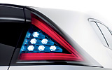 Honda Insight Concept. Prototipo 2008. Imagen. Exterior. Detalle. Piloto trasero. Coche parado. Estudio.