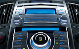Hyundai ix55. Modelo 2009. Imagen. Interior. Consola central. Mandos climatizador. Equipo de sonido.