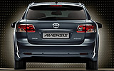 Toyota Avensis. Modelo 2009. Cross Sport. Imagen. Exterior. Posterior. Coche parado. Estudio.