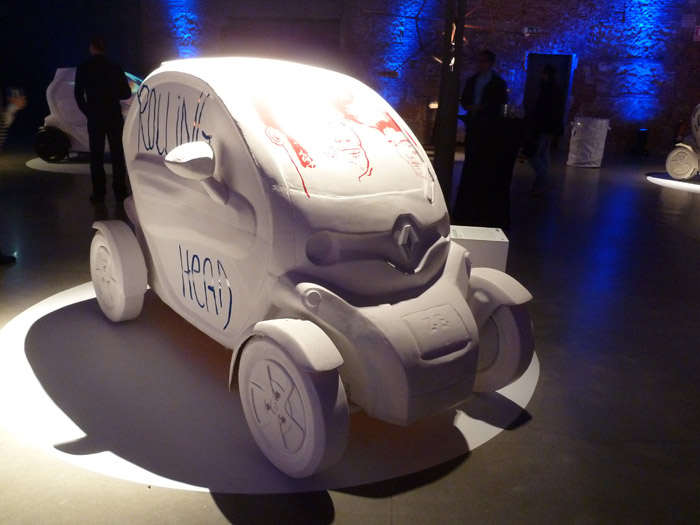 Renault Twizy. Exposición. Matadero de Madrid. Raul Díaz. Rolling Head