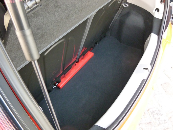 Toyota Aygo x-cite (2015). Espacio maletero