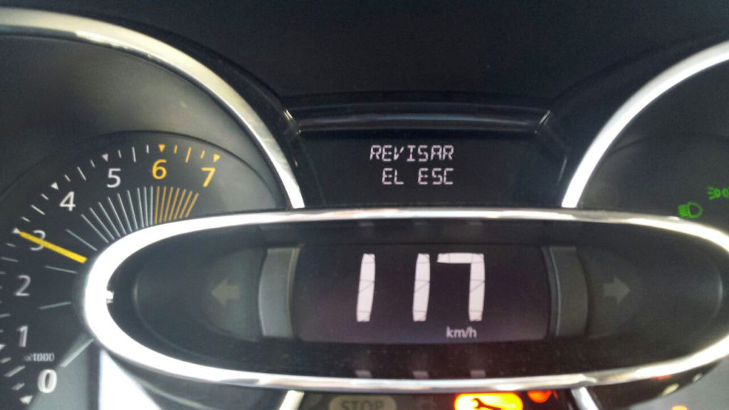 FACUA alerta de la llamada a revisión de los Renault Megane IV GT por un  problema en la caja de cambios
