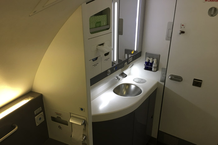 14-Airbus 380- Bathroom Sink