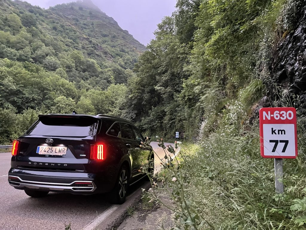 A Asturias entramos por el Puerto de Pajares, durante muchas décadas principal vía de acceso desde el sur