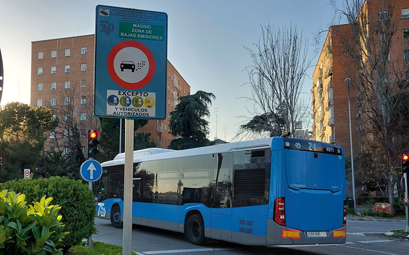 Aplazadas las restricciones de movilidad en las zonas de bajas emisiones de Madrid para 2025